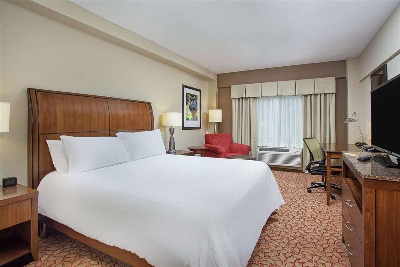 Hilton Garden Inn Пайквилл Экстерьер фото