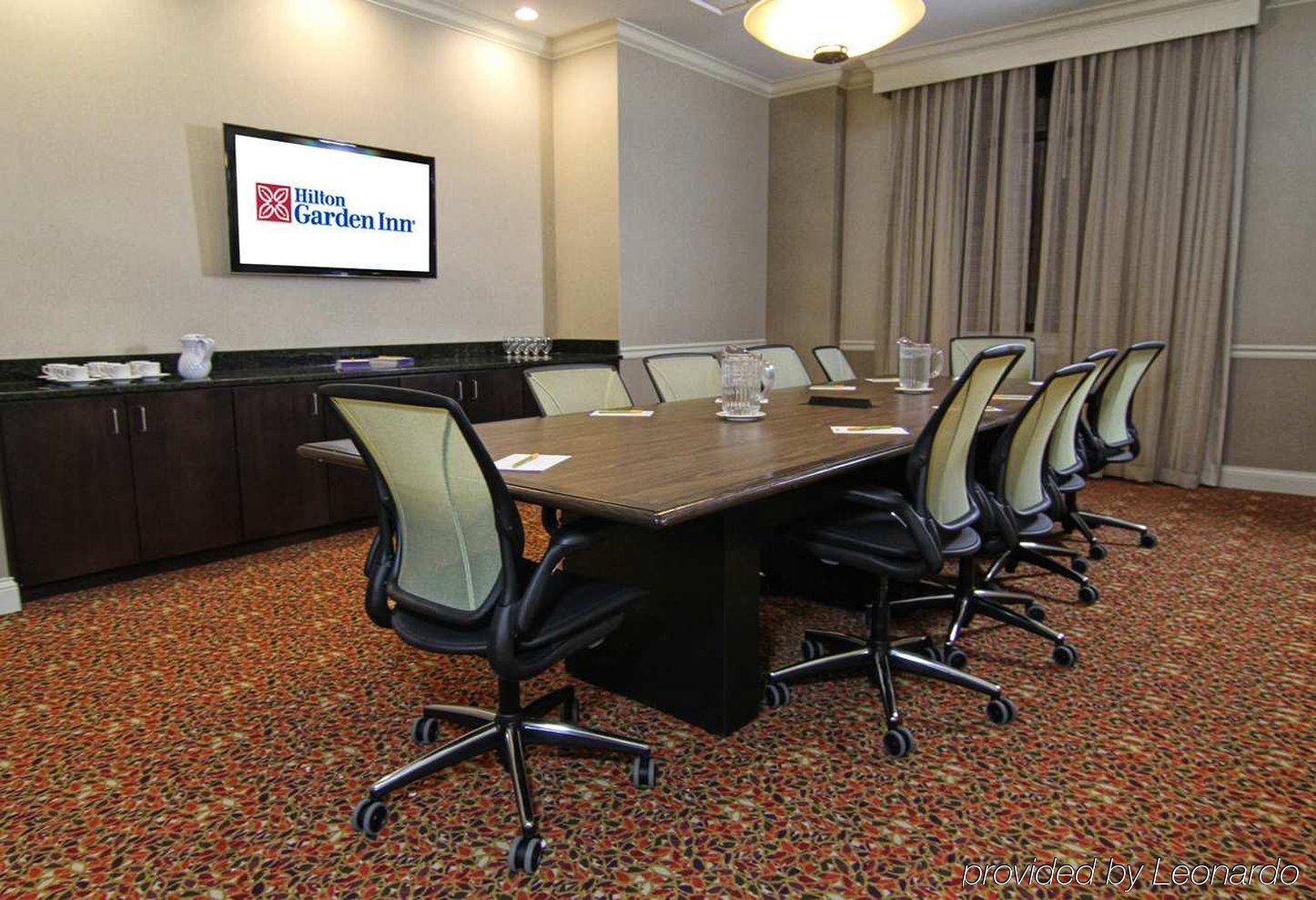 Hilton Garden Inn Пайквилл Экстерьер фото