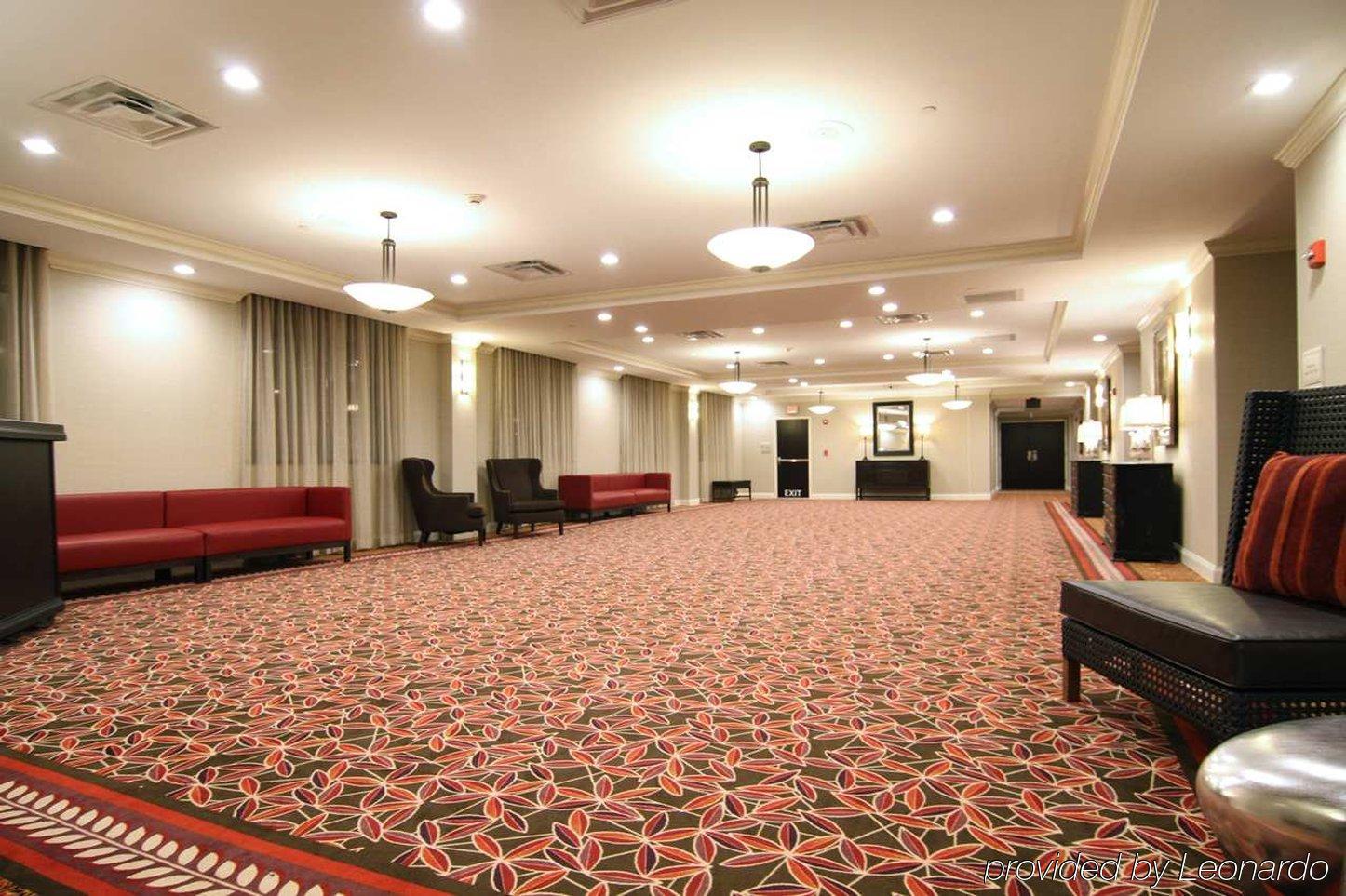 Hilton Garden Inn Пайквилл Экстерьер фото