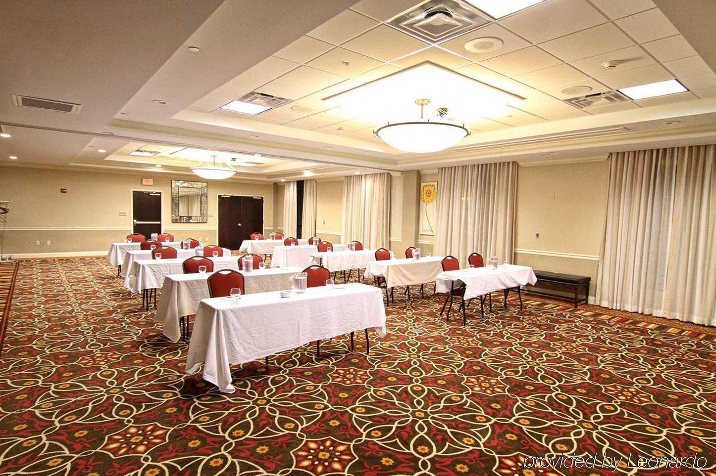 Hilton Garden Inn Пайквилл Экстерьер фото