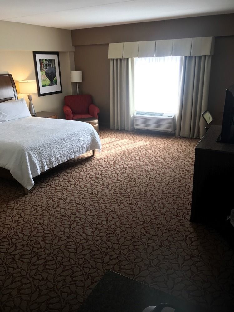 Hilton Garden Inn Пайквилл Экстерьер фото